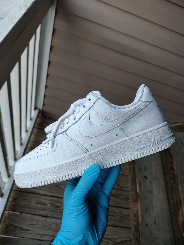 Nike Air Force 1 (Mens) Size 8.5