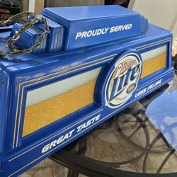 Miller Lite Pool Table Light – WORKS – Bar / Man Cave Hanging Lamp