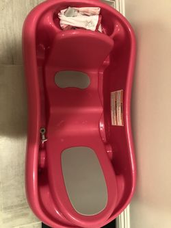 Baby bath tab pink bathing time