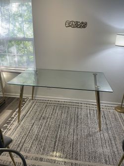 Dining table for six people Length: 63 Height: 29.8 Width: 31.5