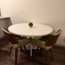 Brand New Dining Room Table With 2 Swivel Chairs. 