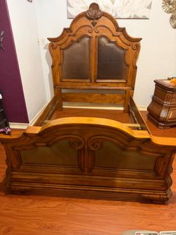 Queen Bedroom Set