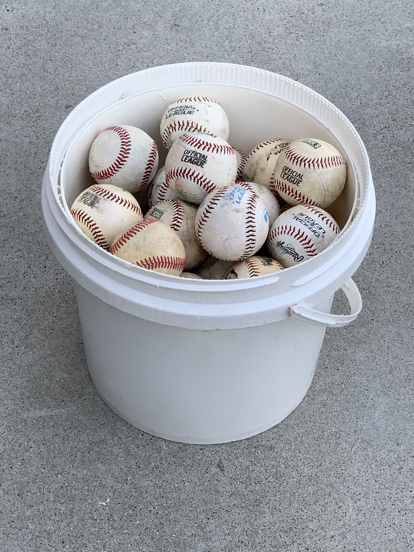 Bucket With 40 Assorted Used Baseball’s