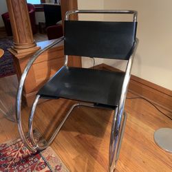 Mid-Century Modern Mies Chair