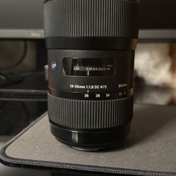 18-35mm F 1.8 DC CANON