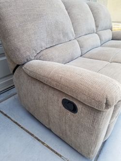 New Fred Meyer Emerald Dual Manual Sofa Recliner Beige Chenille