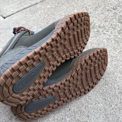 Unused Columbia Fairbanks Hiking Boots – First Generation - Men’s 12
