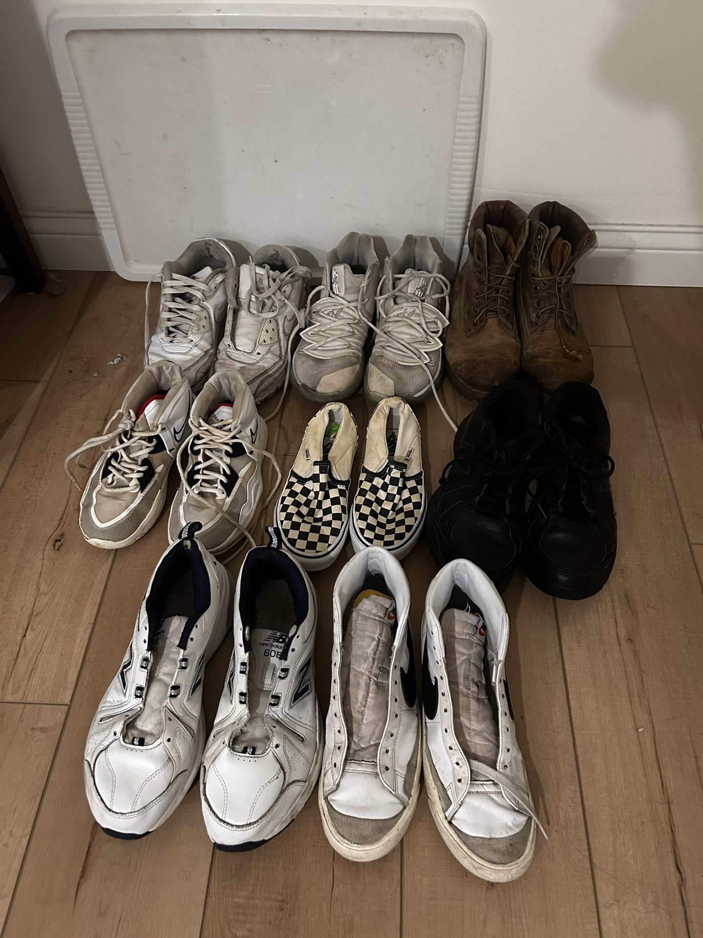 8 Pair Sneaker Bundle Sizes 3.5Y–11.5 Men’s Mixed Lot Nike New Balance Vans $7.5