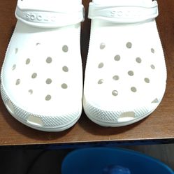White Crocs size 8M / 10W