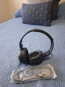 Portable Lamp w/ Pair Of Overhead Headphones & One-Piece Earphone