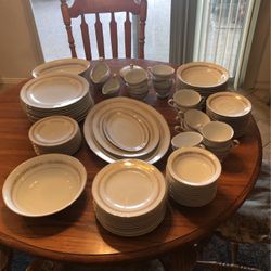 Fukagawa Arita china set