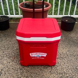 Igloo Cooler with Wheels, Profile II 28 Qt Hard Sided Ice Chest - Portable Insulated Container with Leak-Proof Design for Outdoor Use BRAND NEW