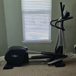 Nordictrack CX990 Elliptical Machine Exercise Machine