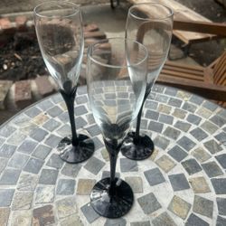 Champagne Glasses 