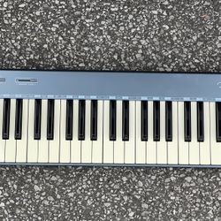 CME M-Key - 49 Keys USB MIDI Controller Keyboard