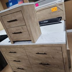 Queen Bedframe And Dresser And Nightstand And MIRROR 4 PCS