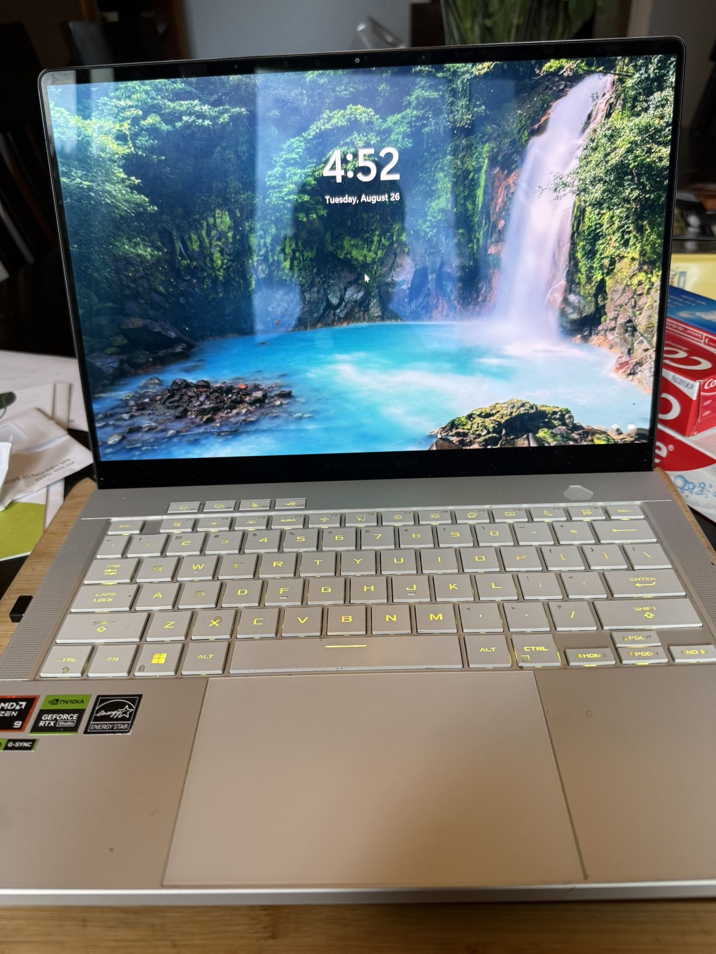 Asus G14 2024 3K OLED RTX 4060 RYZEN 9