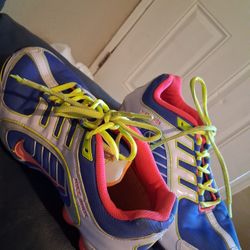 Womens Nikes 4 Sale 25.00