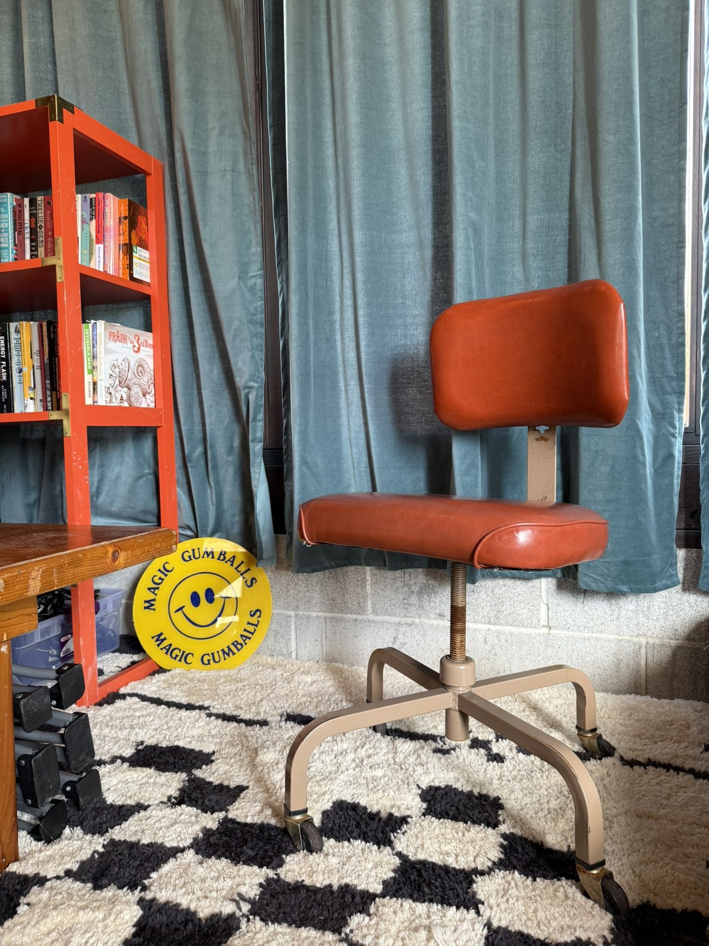 MCM 70’s United Chair Swivel Steelcase Desk Chair