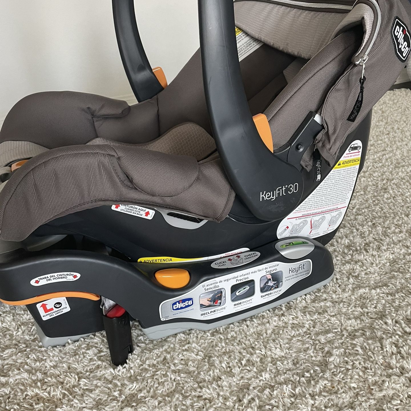 Chicco Carseat Keyfit 30 Zip