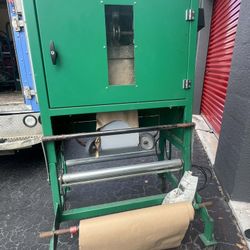  Storopack PAPERplus Classic paper cushioning machine. 