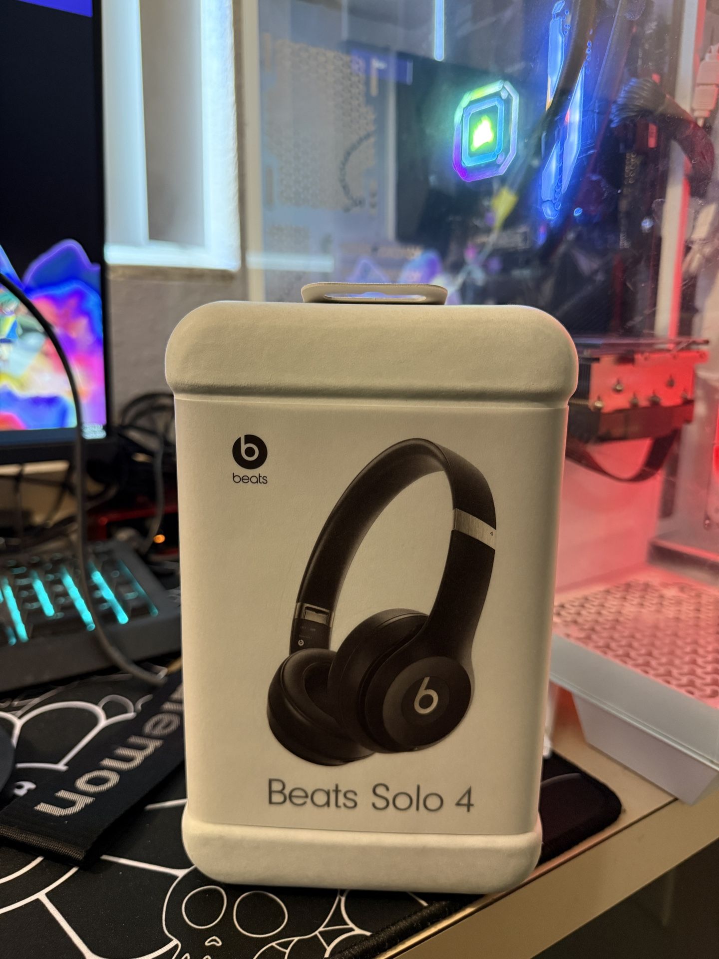 Beats Solo 4
