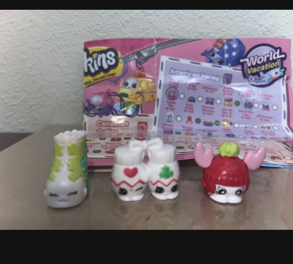 Shopkins season 8 Canada Vacation 