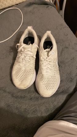 Nike running shoes size 