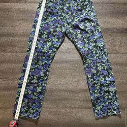 Levi’s Supreme Floral Denim Pants 34x32