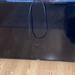 43in LG Smart Tv - Read Description 