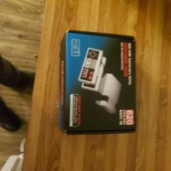 It Have Two Controller 