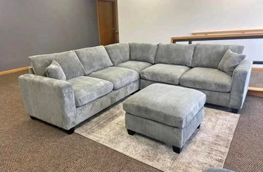 Brand New Sectional Couch With Ottoman 
