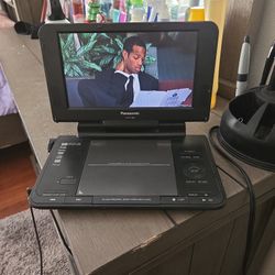 Portable DVD Player 