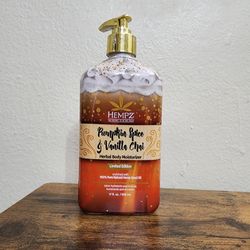 Hempz Pumpkin Spice & Vanilla Chai Herbal Body Moisturizer 17 fl oz
