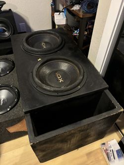 2 15” subwoofers