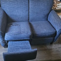 Electric Love Seat . 