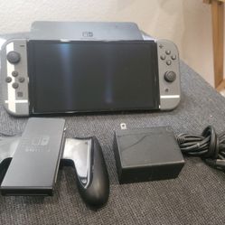 NINTENDO SWITCH OLED SPECIAL SUPER SMASH BROS ULTIMATE EDITION 