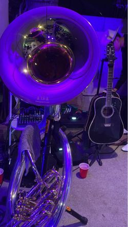 Guitarras con tuba