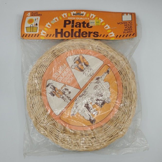 New 70s Vintage Woven Straw Paper Plate Holders Set of 4