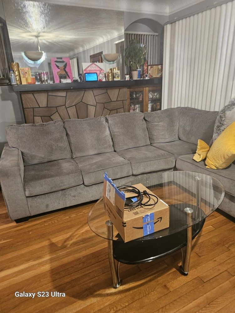 Furniture + Recliner