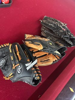 Baseball gloves