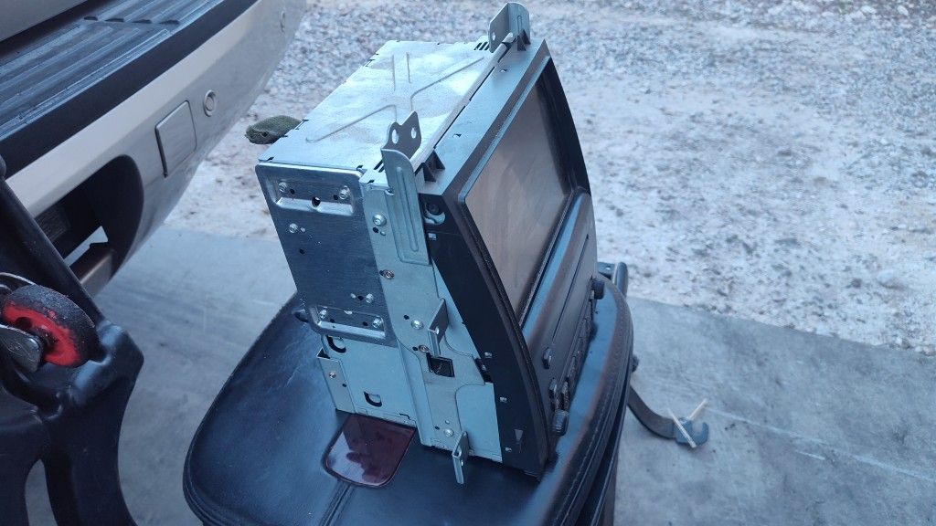 2010 Escalade Parts, Bose Stereo, Works Great for $75.and Lots More.