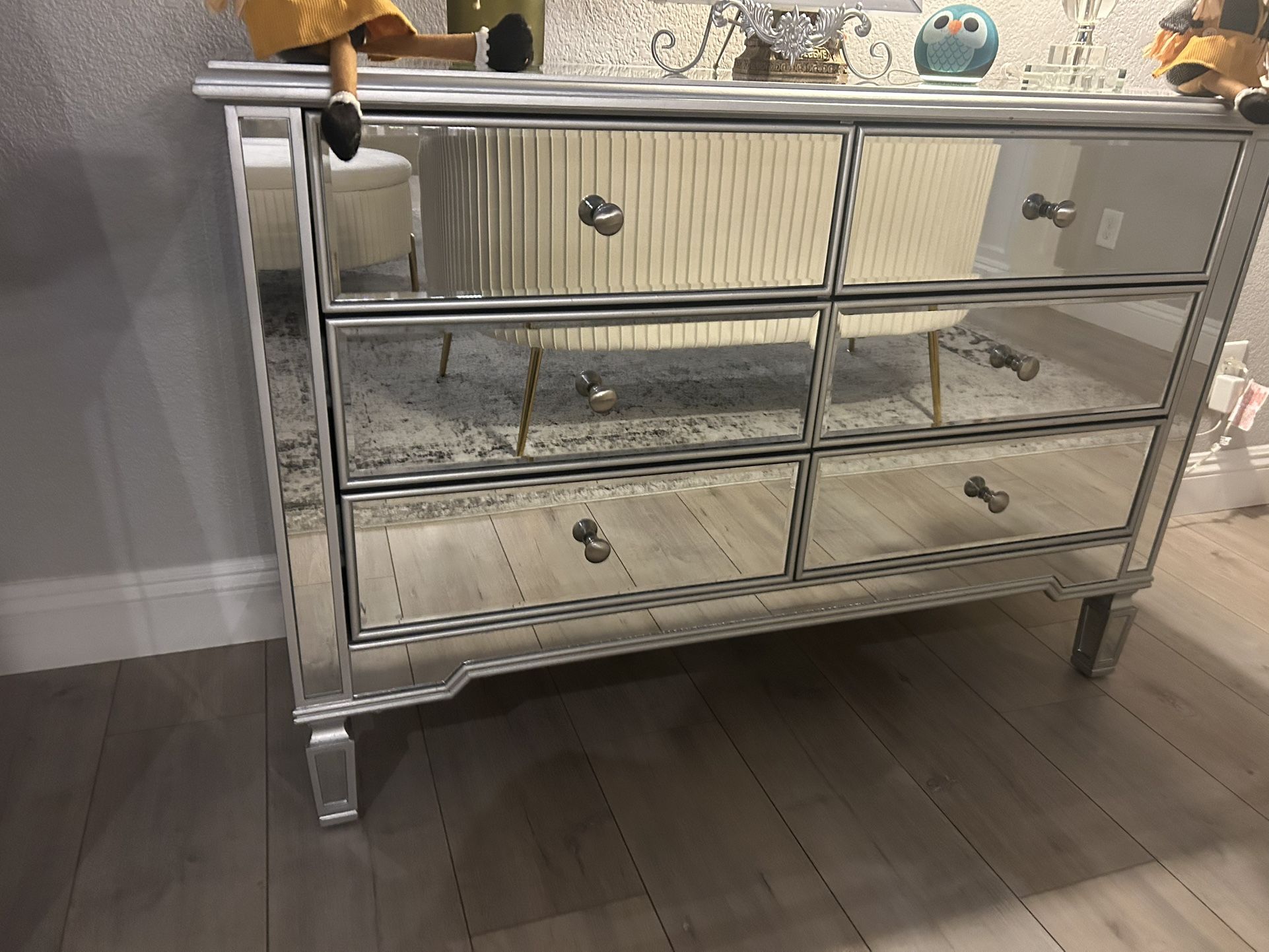 Caila 48" W 6 - Drawer Dresser