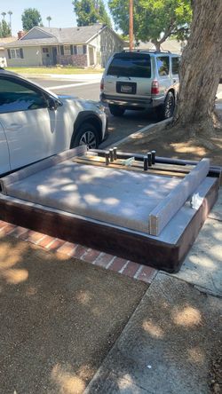 Full size bed with box spring