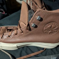 Converse Chuck Taylors Sz 8.5