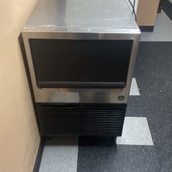 Hoshizaki Ice Maker (not Working) For Parts