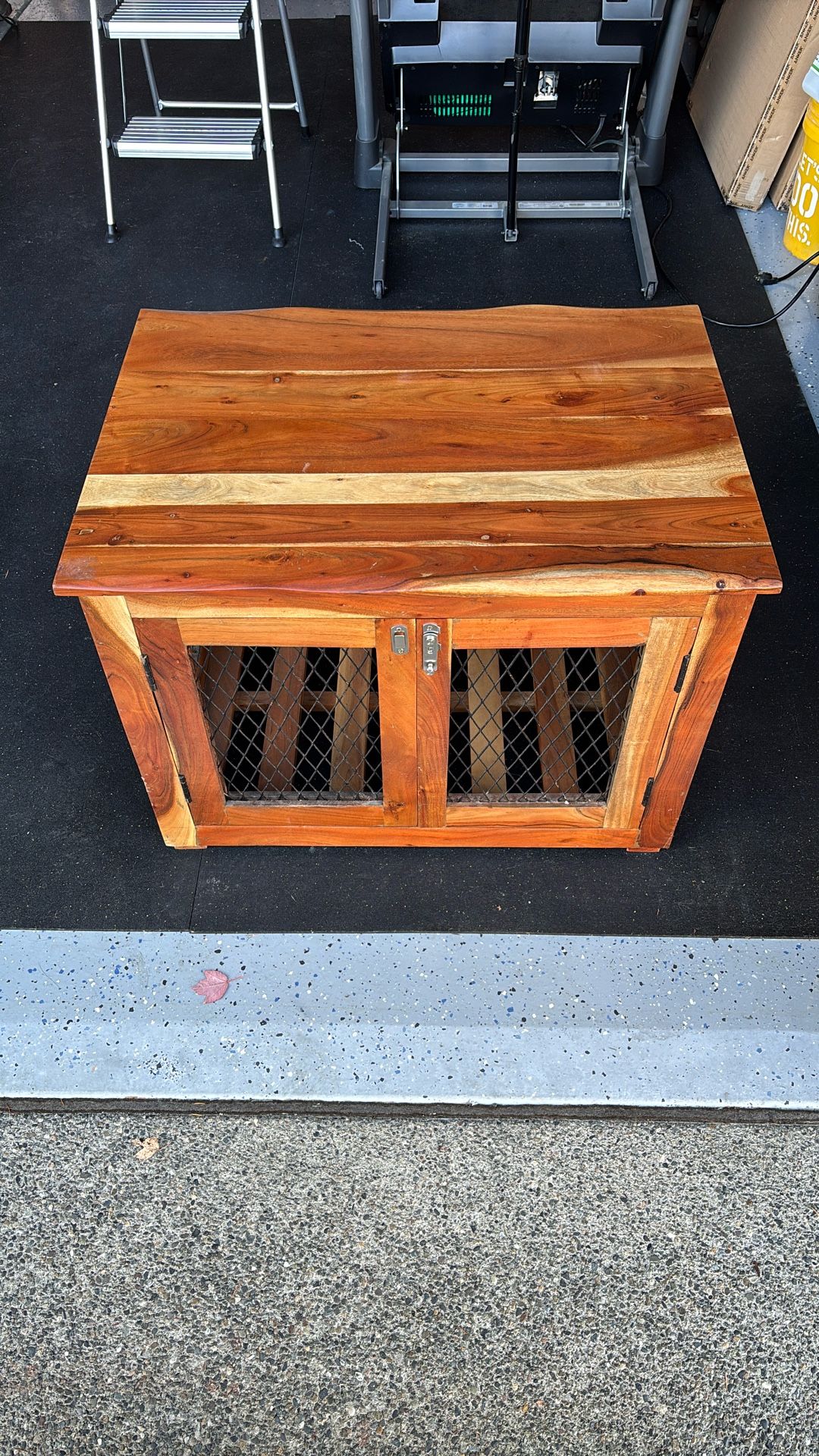 Dog Kennel Real Wood