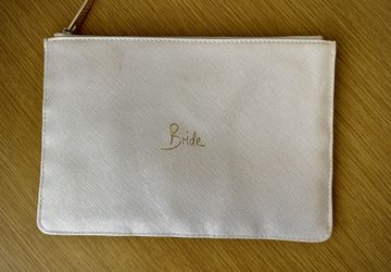 Essentials Bridal Pouch 