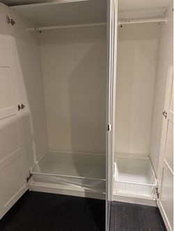 Armoire