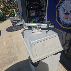 Trailer Tongue Jack w/ Wheel